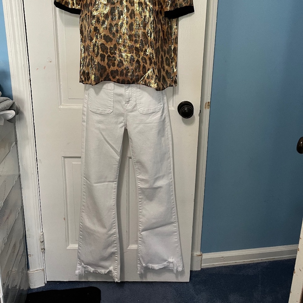 NWT Happi Front Pocket Crop White Jeans